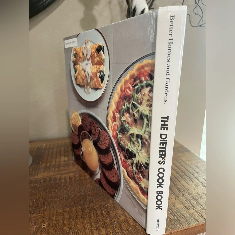 Better Homes and Gardens The Dieter's Cook Book